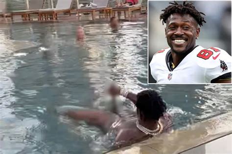 antonio brown pool photo|Antonio Brown Exposes Himself to Woman in。